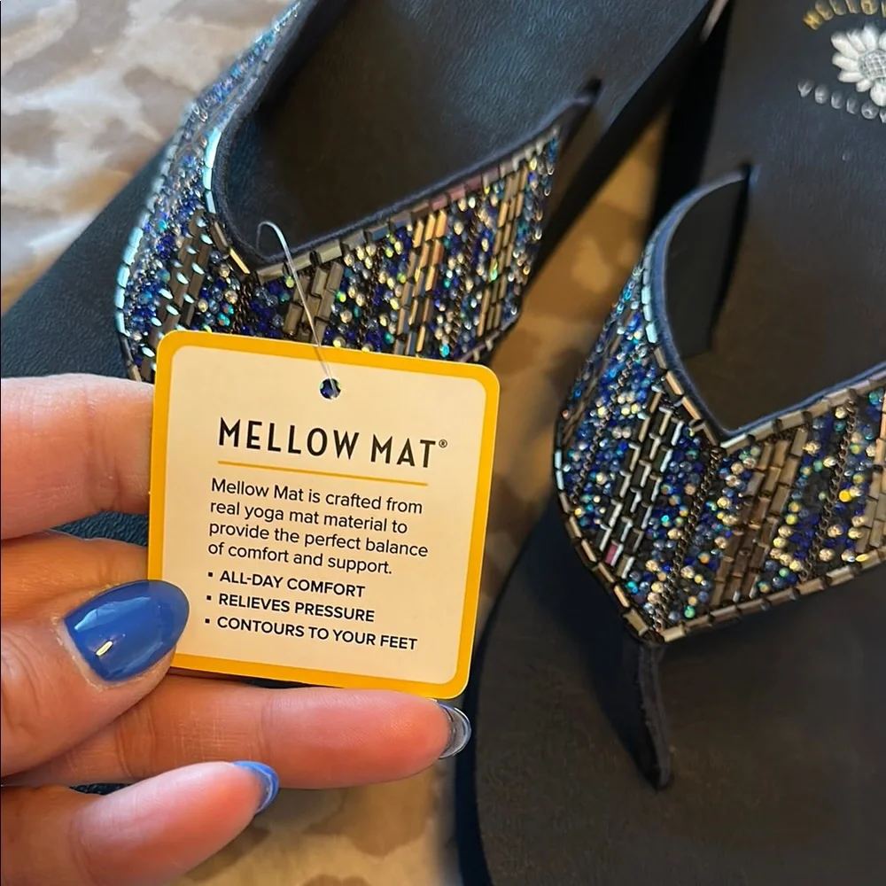 Yellow Box Women's Blue and Gold Sandals - Picture 6 of 9